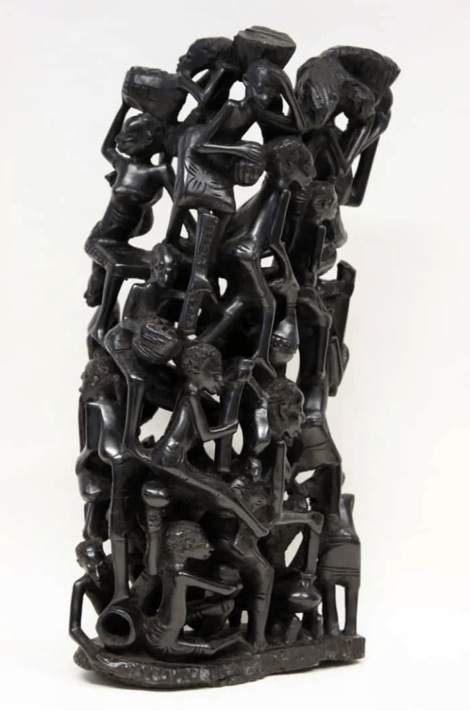 Estatua familiar UJAMAA